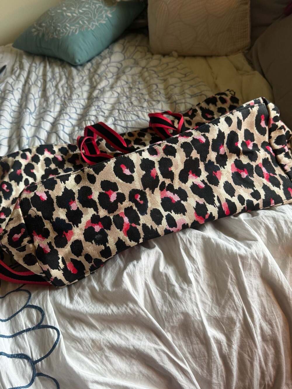 Victoria's Secret Leopard Print Canvas Weekender Duffle Bag - Picture 3 of 5